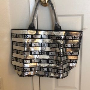❗️SOLD❗️                   Victoria Secret Tote